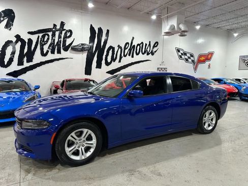 Used 2020 Dodge Charger SXT image 30