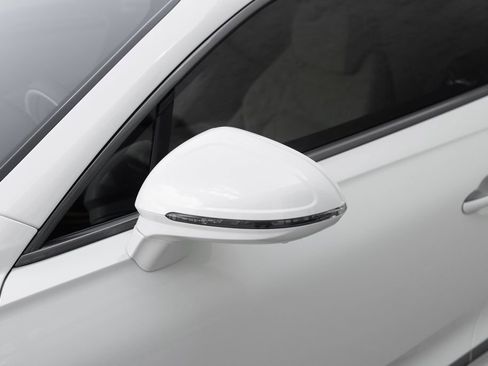 Used 2024 Bentley Continental GT Speed image 18