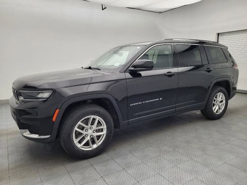 Used 2021 Jeep Grand Cherokee L Laredo w/ Luxury Tech Group I image 2