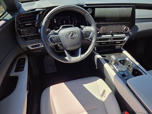 Used 2024 Lexus RX 350 Premium w/ Convenience Package FWD image 7