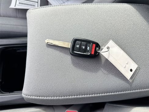 Used 2020 Honda CR-V LX image 36