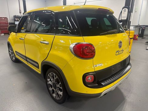 Used 2014 FIAT 500L Trekking FWD image 2