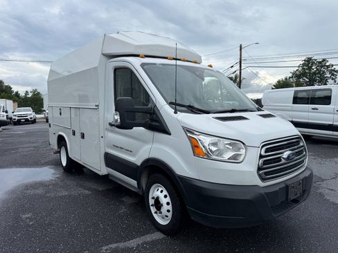 Used 2019 Ford Transit 350 138 DRW w/ Interior Upgrade Package RWD image 4