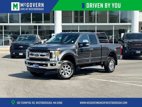 Used 2019 Ford F350 XLT w/ XLT Premium Package AWD/4WD image 1