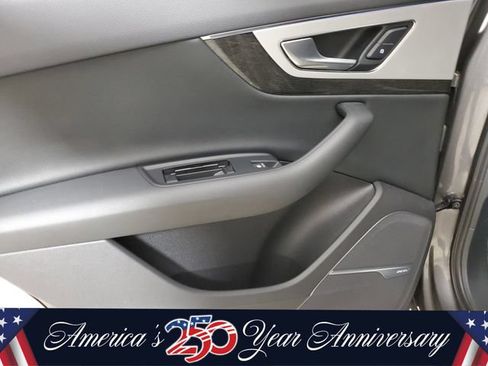 Used 2019 Audi Q7 2.0T Premium Plus w/ Premium Plus Package AWD/4WD image 11