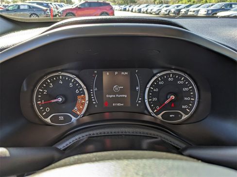 Used 2021 Jeep Renegade Sport image 36
