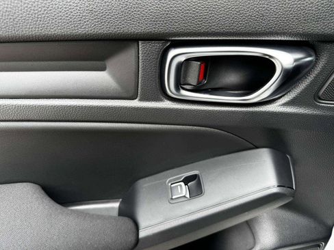 Used 2022 Honda Civic Sport image 35