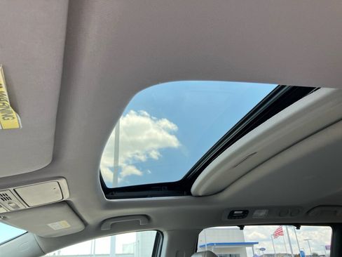 Used 2016 Honda Odyssey EX-L image 21