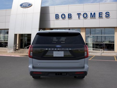 New 2026 Ford Expedition Max Active RWD image 7