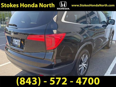 Used 2017 Honda Pilot EX-L image 2
