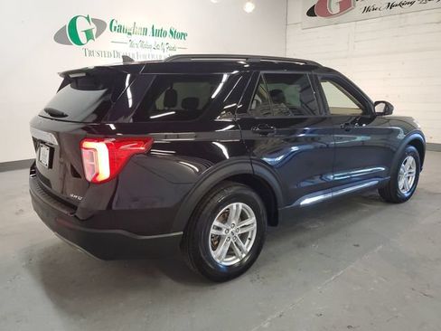 Used 2022 Ford Explorer XLT w/ Equipment Group 202A AWD/4WD image 7