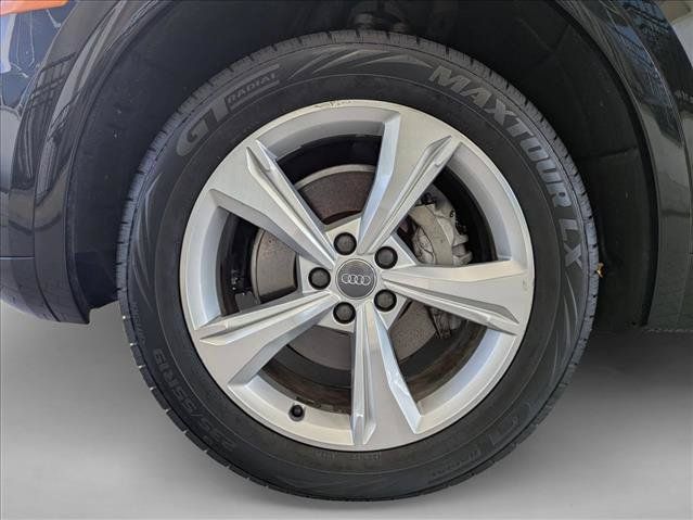 Used 2020 Audi Q5 2.0T Premium w/ Convenience Package AWD/4WD image 22