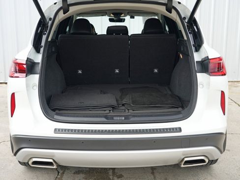 Used 2023 INFINITI QX50 Sensory w/ Accent Package image 10