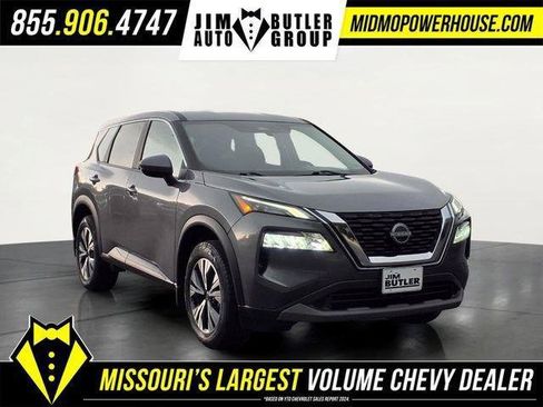 Used 2023 Nissan Rogue SV FWD image 2