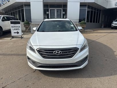 Used 2017 Hyundai Sonata Sport w/ Value Edition Package 02