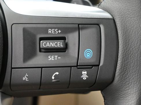 Used 2023 INFINITI QX60 Luxe w/ Cargo Package FWD image 8
