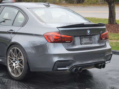 Used 2017 BMW M3 Competition image 3