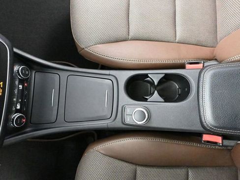 Used 2015 Mercedes-Benz GLA 250 GLA 250 image 31