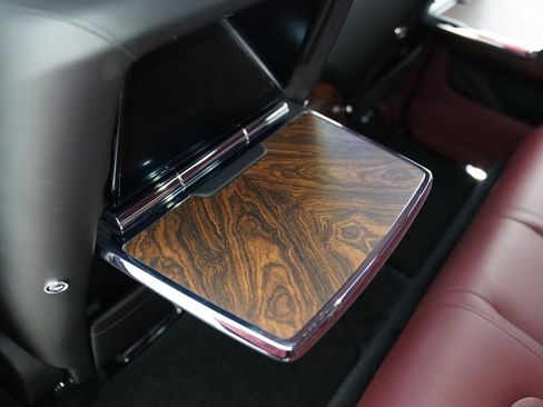 Certified 2020 Rolls-Royce Cullinan AWD/4WD image 22