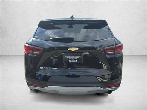 Used 2023 Chevrolet Blazer LT AWD/4WD image 6