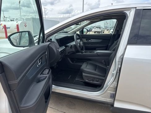 Used 2025 Nissan Murano SL AWD/4WD image 19