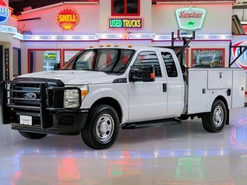 Used 2012 Ford F350 XL w/ PWR Equipment Group image 2
