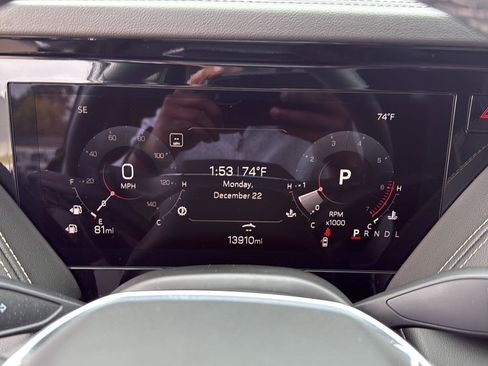 Used 2025 GMC Yukon Elevation w/ LPO, Floor Liner Package image 16