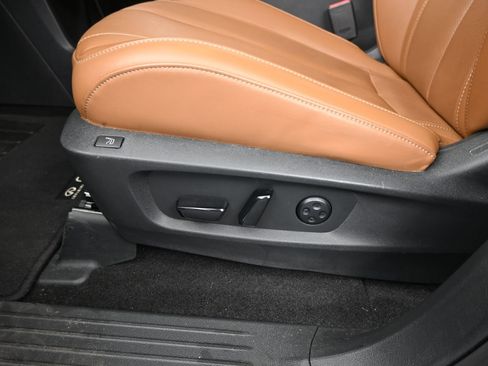 Used 2025 INFINITI QX60 Sensory AWD/4WD image 10
