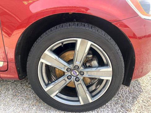 Used 2017 Volvo XC60 T5 Dynamic w/ Preferred Option Package image 22