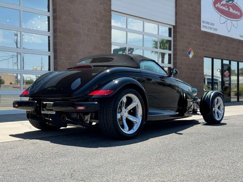 Used 2000 Plymouth Prowler image 4