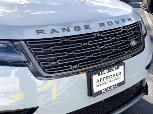 Used 2025 Land Rover Range Rover Velar Dynamic SE image 29