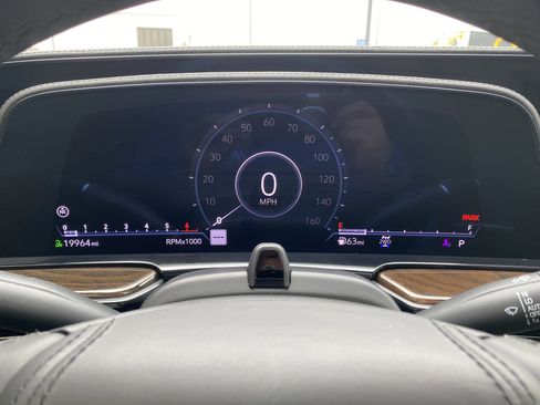 Used 2023 Cadillac Escalade Sport Platinum w/ LPO, ONYX Package image 22