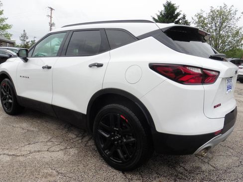 Used 2022 Chevrolet Blazer LT w/ Redline Edition FWD image 2