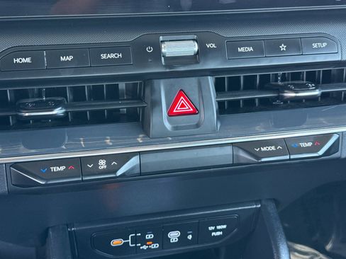 Certified 2025 Kia K4 EX FWD image 18