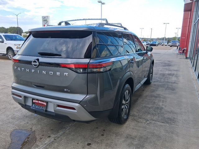 Certified 2025 Nissan Pathfinder SL FWD image 8