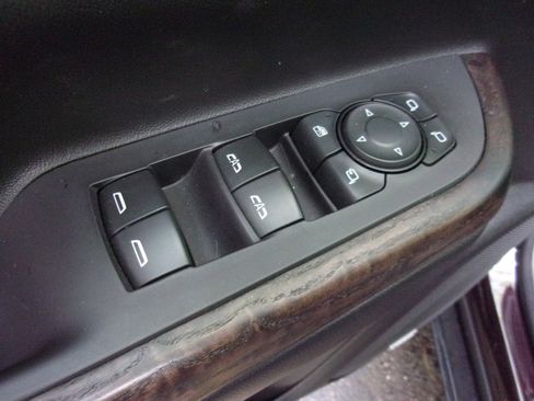 Used 2021 GMC Acadia Denali w/ Denali Ultimate Package image 14