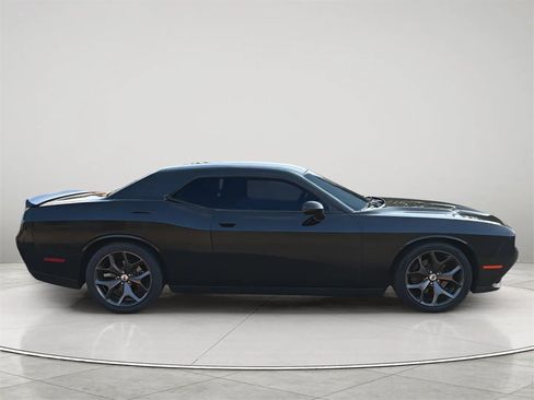 Used 2018 Dodge Challenger SXT w/ Driver Convenience Group image 14