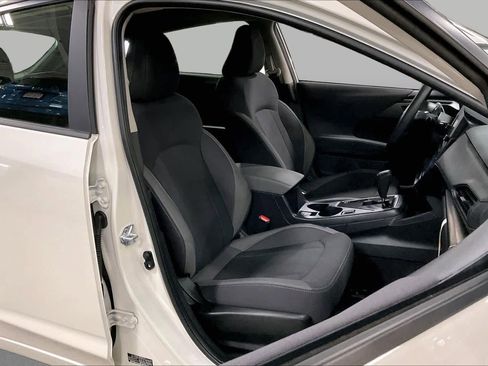 Used 2025 Subaru Impreza 2.0i AWD/4WD image 8