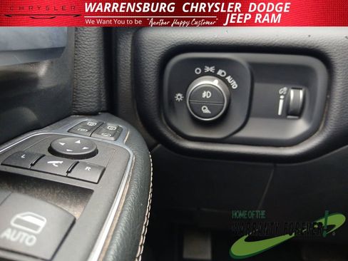 Used 2024 RAM 2500 Big Horn AWD/4WD image 28