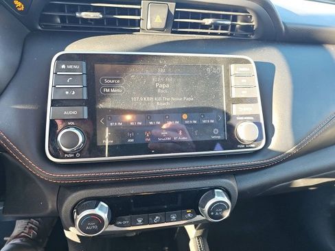 Used 2018 Nissan Kicks SR w/ Interior Electronics Package image 12