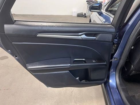 Used 2019 Ford Fusion Energi Titanium image 18