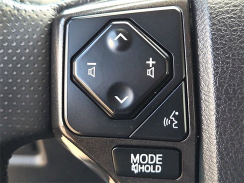 Used 2024 Toyota 4Runner TRD Off-Road Premium image 25