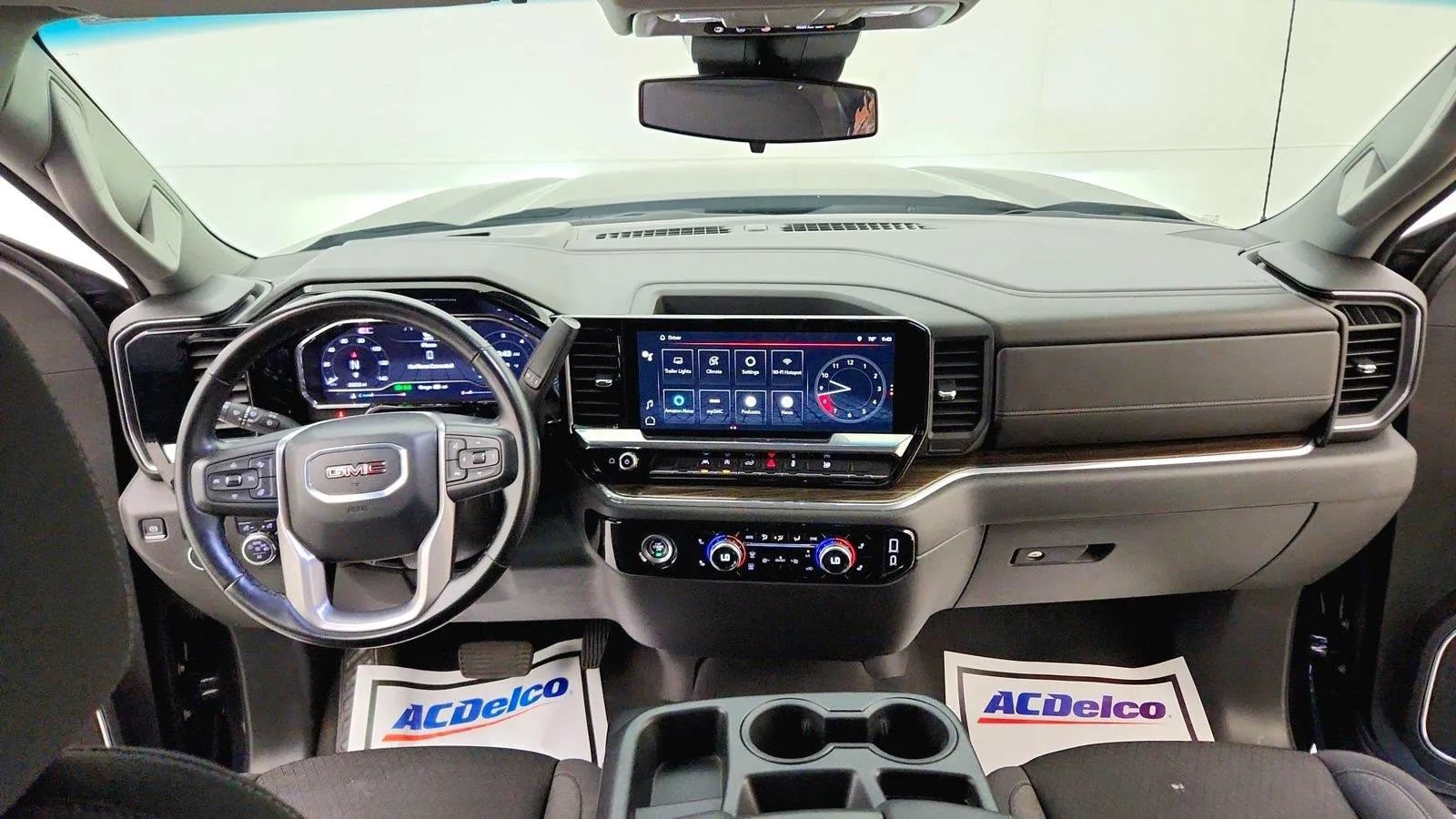 Used 2024 GMC Sierra 1500 Elevation AWD/4WD image 28