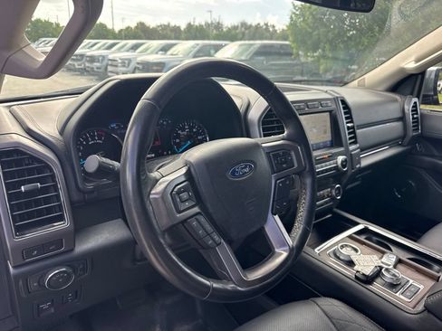 Used 2021 Ford Expedition Platinum AWD/4WD image 9