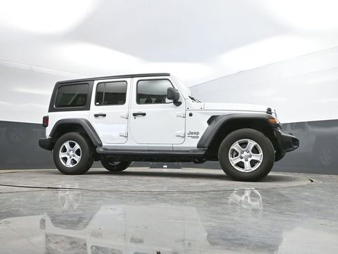 Used 2018 Jeep Wrangler Unlimited Sport S AWD/4WD image 51