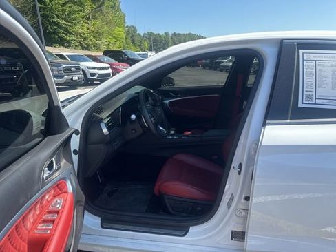 Used 2025 Genesis G70 3.3T Advanced w/ Sport Prestige Package image 9