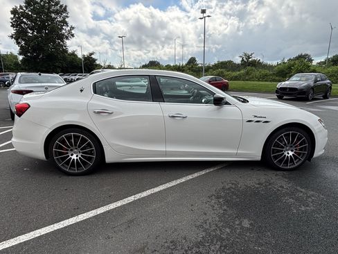 Used 2024 Maserati Ghibli Modena Ultima Q4 AWD/4WD image 10