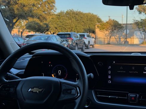 Used 2025 Chevrolet TrailBlazer LT image 34