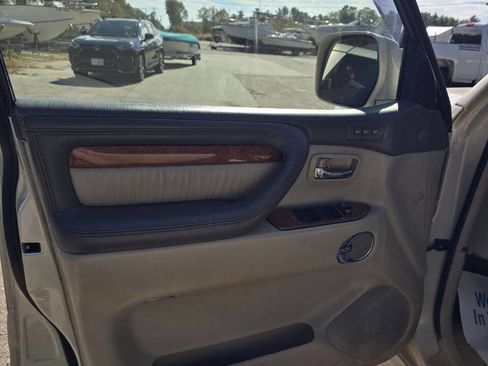 Used 2006 Lexus LX 470 4WD image 13