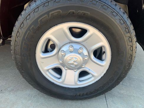 Used 2014 RAM 3500 Tradesman image 11